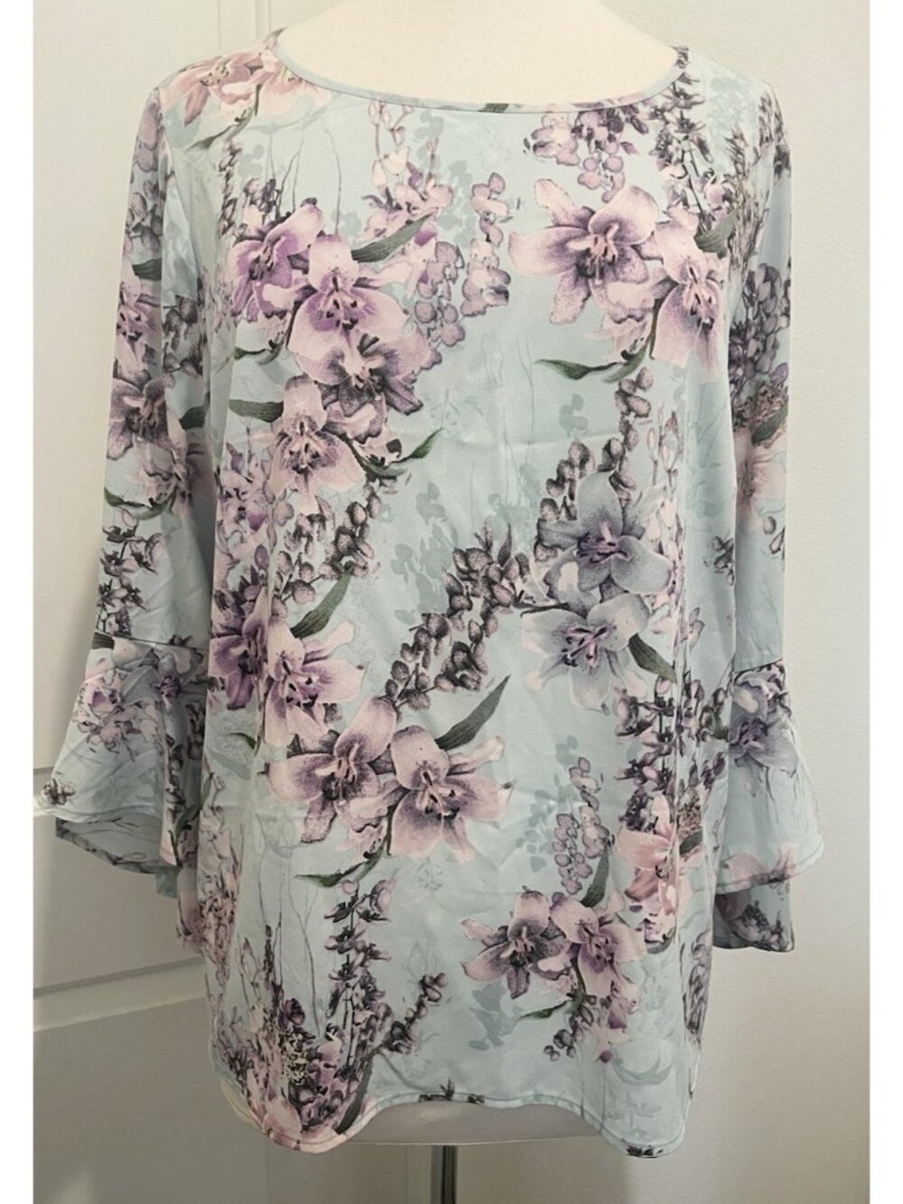 Belle Kim Gravel Fairy Flutter Sleeve floral top Size L Feminine Cottagecore New